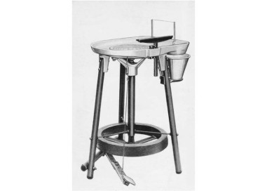 content_6-metal-kick-wheel-b_w-silo (1)